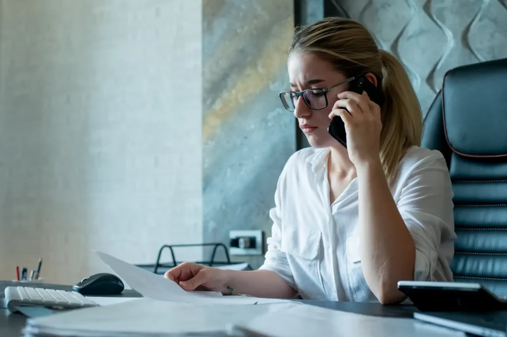 Diferencia entre gestoría y asesoría: ¿Qué necesita realmente tu negocio?